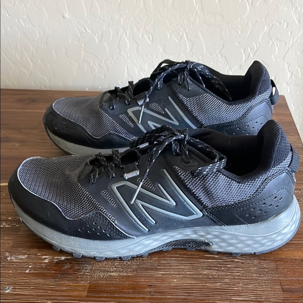 New Balance Black and Gray Athletic Shoes with Fresh Foam Cushioning